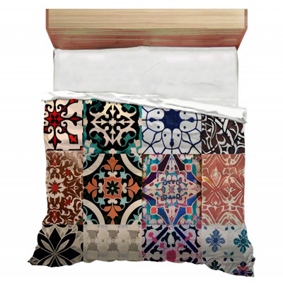 Trendy Floral Plush Bedding