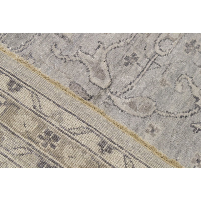 Hand Knotted Oriental Area Rug