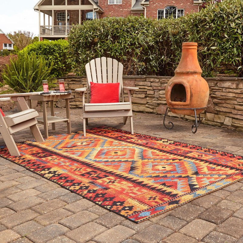 Lidio Washable Geometric Indoor / Outdoor Rug, Rectangle 4' x 6'