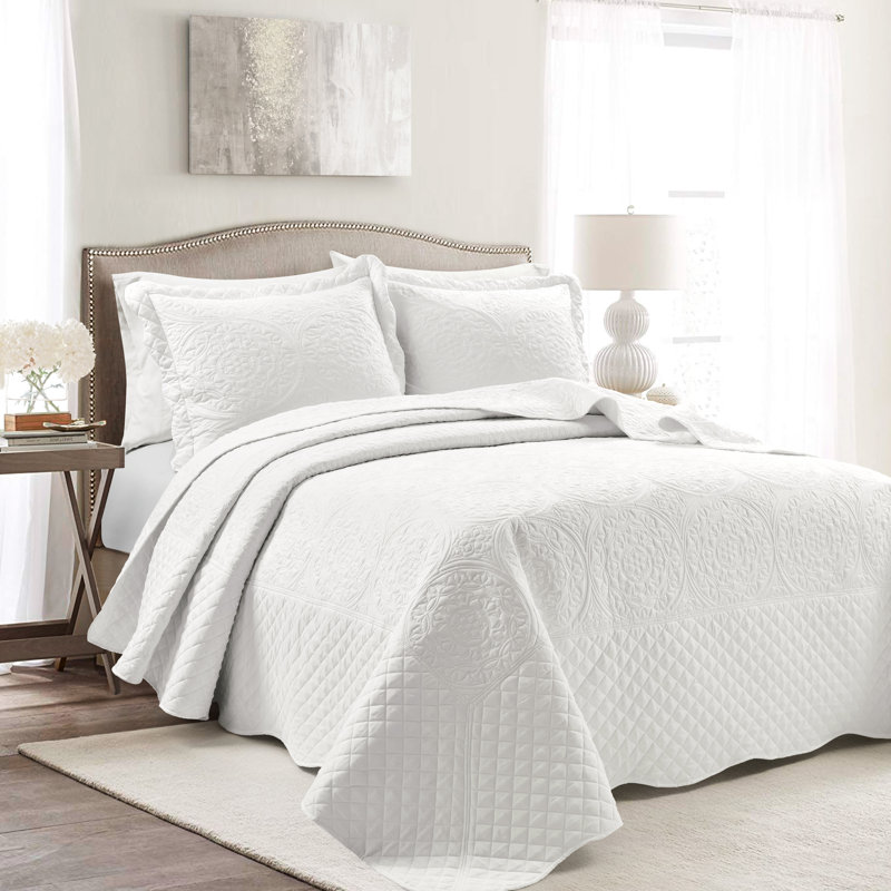Microfiber 3 Piece Coverlet / Bedspread Set, White, Queen Coverlet/Bedspread + 2 Queen Shams