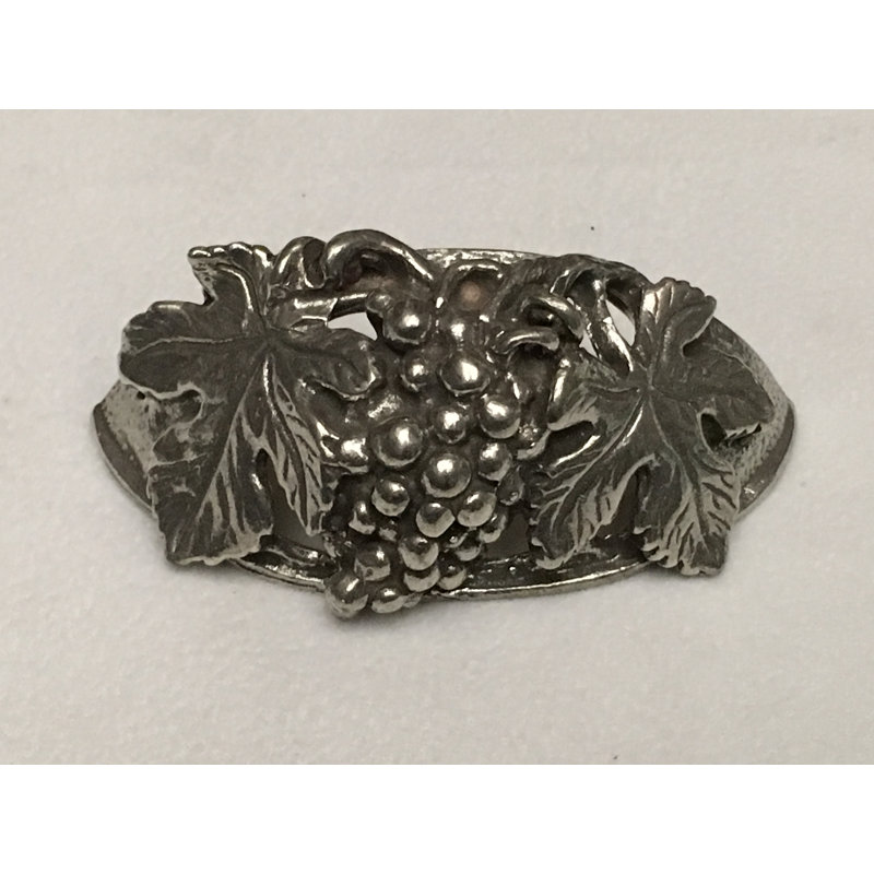GrapeVine 1 3/8" Center to Center Novelty Pull, Shiny