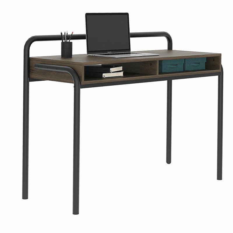 Bureau moderne en noyer classique