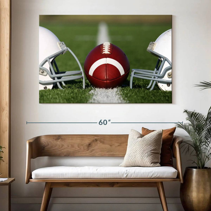 «Football Helmets, H 34 po x l 51 po