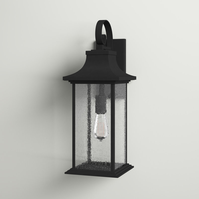 Lanterne murale d'extérieur 1 lumière Savanc House Hancock en noir mat, H 22,75 po x l 8,5 po x P 9,25 po