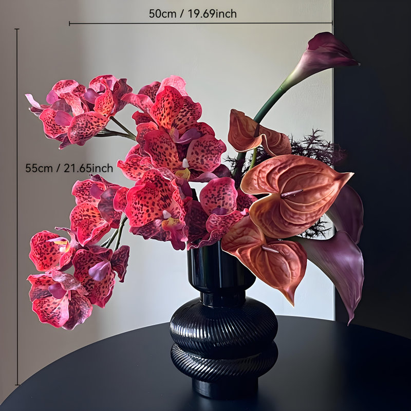 Ornements de fleurs simulées