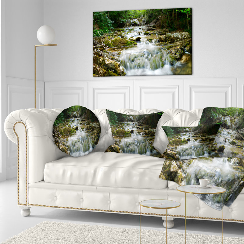 Coussin Natural Spring Waterfall