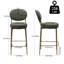 Ensemble de 2 tabourets de bar rembourrés à hauteur de siège 29 po et 2 chaises de cuisine rondes en similicuir avec pieds dorés-1004170168