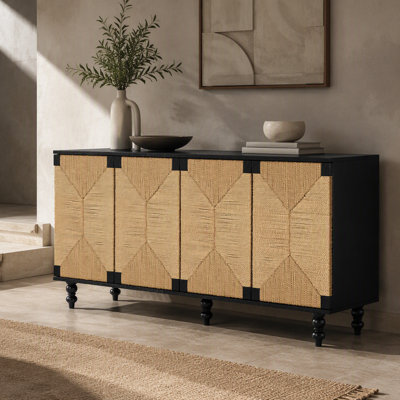 Buffet en bois naturel avec portes en jonc de mer, étagères de rangement, fini bois noir, meuble télé pour entrée ou salle à manger