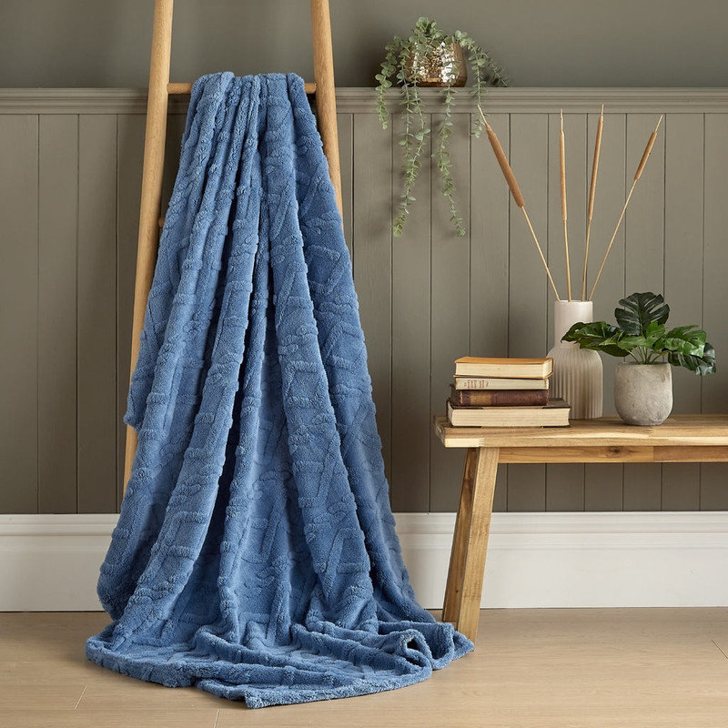 Lightweight Cable Knit Pattern Throw Blanket, Blue