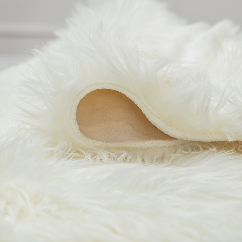 Tapis à poils longs blanc, Nouveauté 2 pi x 3 pi