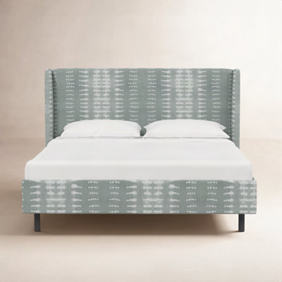 Lapa Wingback Bed