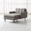 Chaise longue simple, élégante, décontractée, confortable-104571296