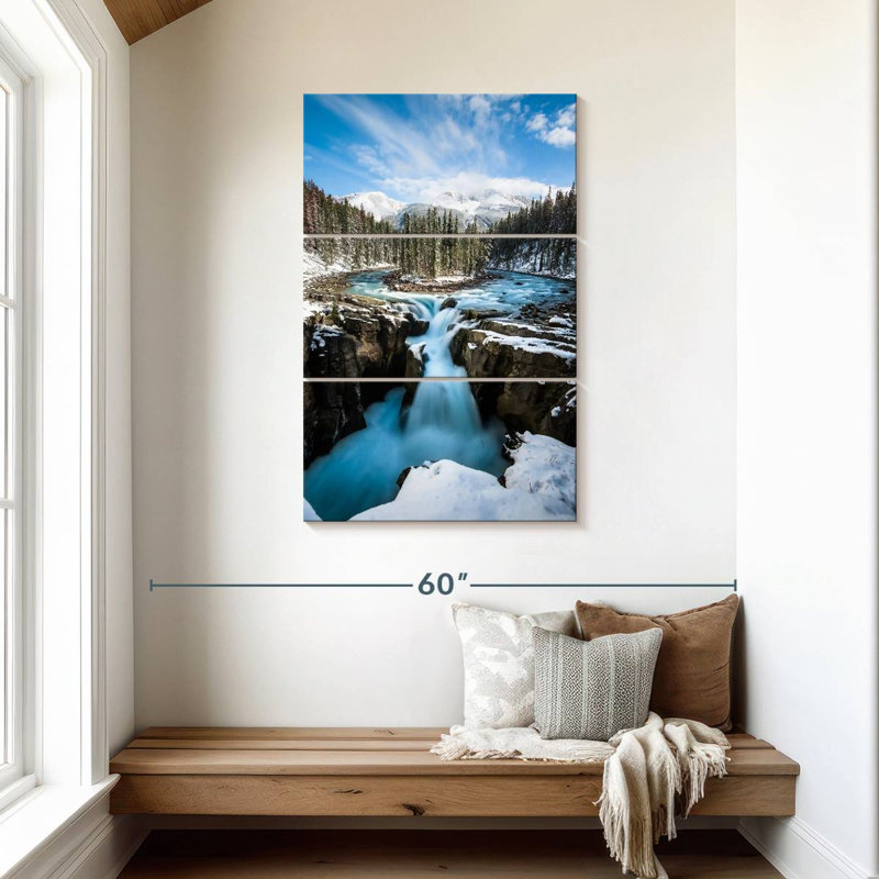 Alvord Frosty Waterfall, H 45 po x l 28 po