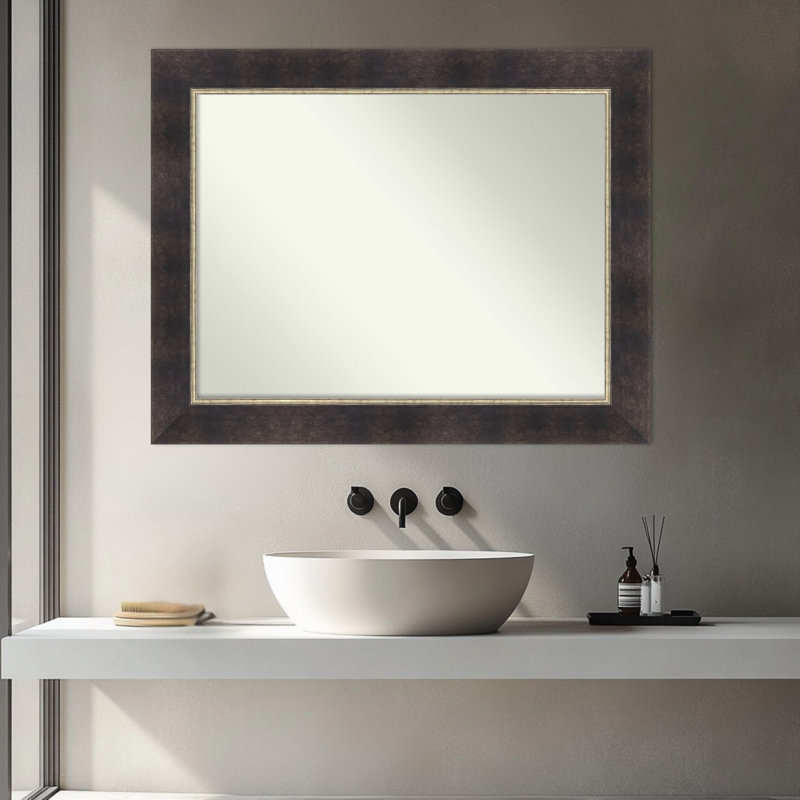 Miroir mural de salle de bain Odin, 28,75 po x 22,75 po