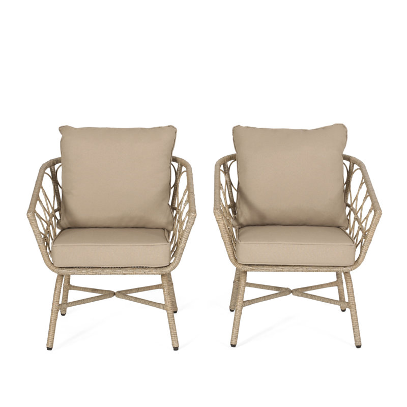 CLUB CHAIR