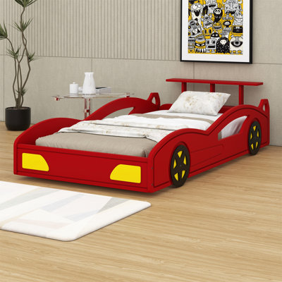 Lit plateforme en forme de voiture