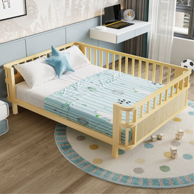 Lit plateforme en bois pour enfants avec balustrades
