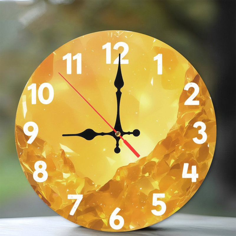Horloge sur cristaux jaunes