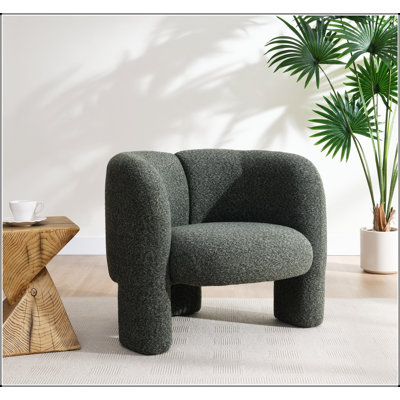 Élégante chaise d'appoint en tweed avec sièges confortables et design durable, intérieurs modernes et classiques.