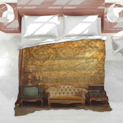 Vintage Living Room Setup Comforter