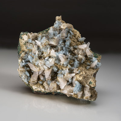 Barite véritable avec grappe de calcite