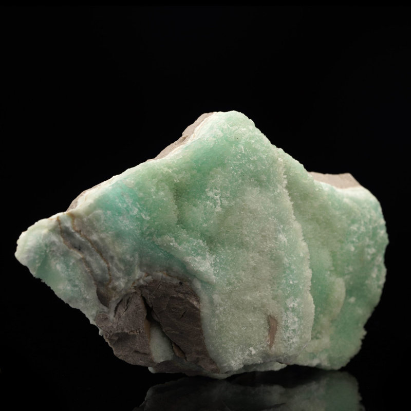 Aragonite verte / 1,39 lb