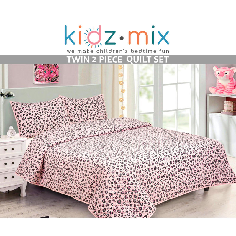 Pink Microfiber Twin Quilt Set with Animal Print