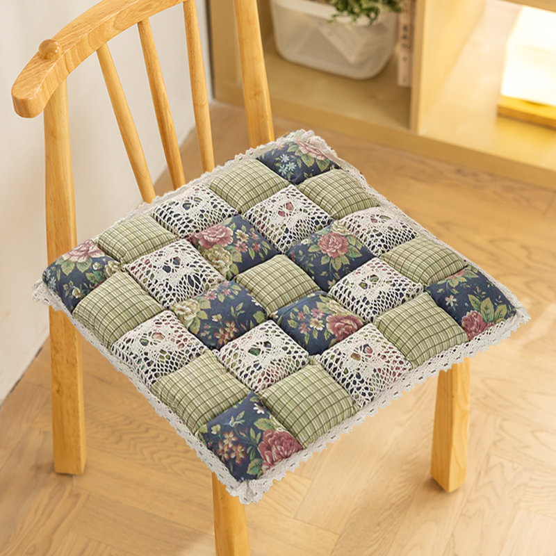 Coussin de fenêtre isolant pour l'hiver, A