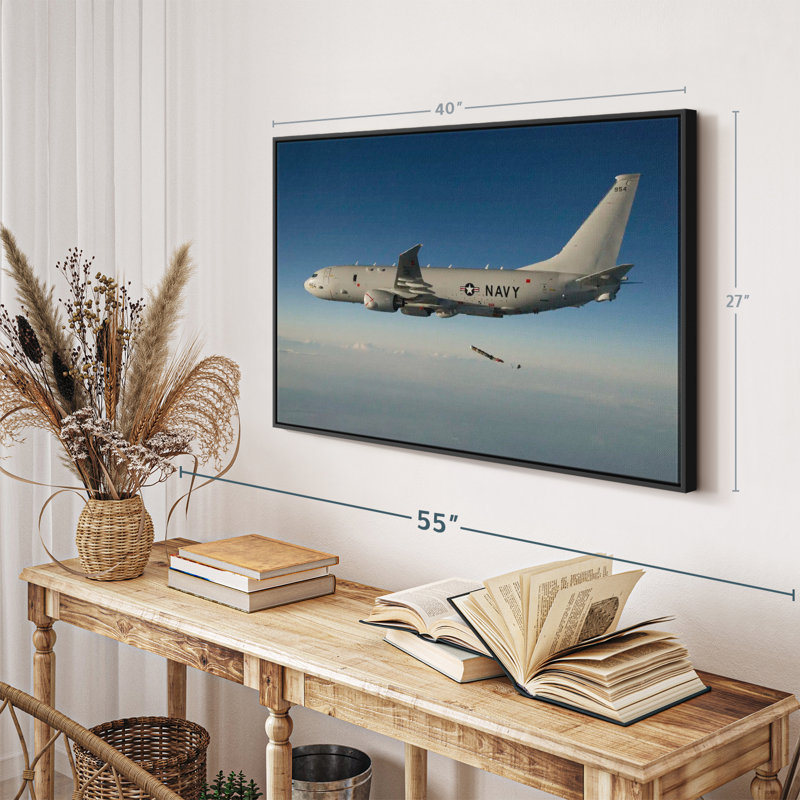 «Boeing P-8 Poseidon Wall Art», H 27 po x l 40 po