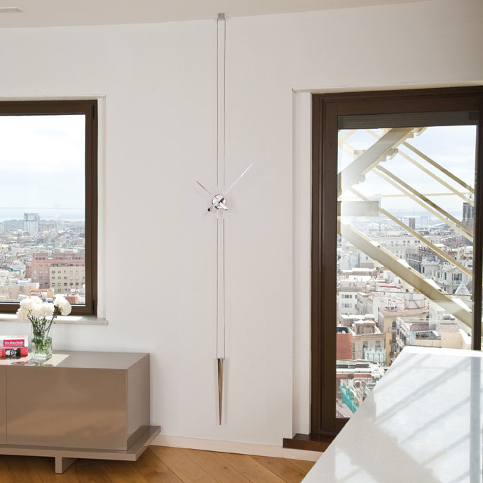 Pendulo Metal Pendulum Wall Clock, Chrome