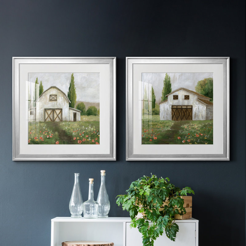 Country Barn I - ensemble de 2 reproductions d'art, H 22,5 po x l 45 po x P 1,5 po, Papier avec cadre argenté, Blanc