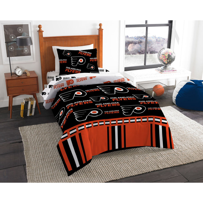 Modern & Contemporary Polyester Comforter, Twin Comforter + 3 Additional Pieces, Philadephia Flyers