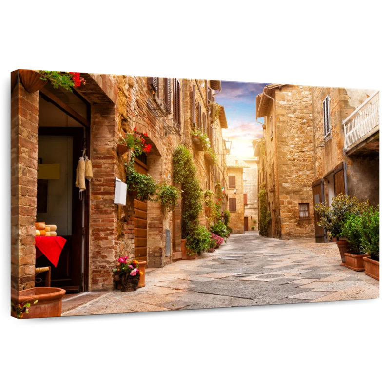 Vanna Street In Pienza