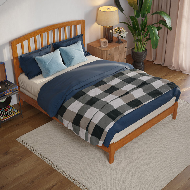  Richmond Solid Wood Foundation Bed, Full, Light Toffee