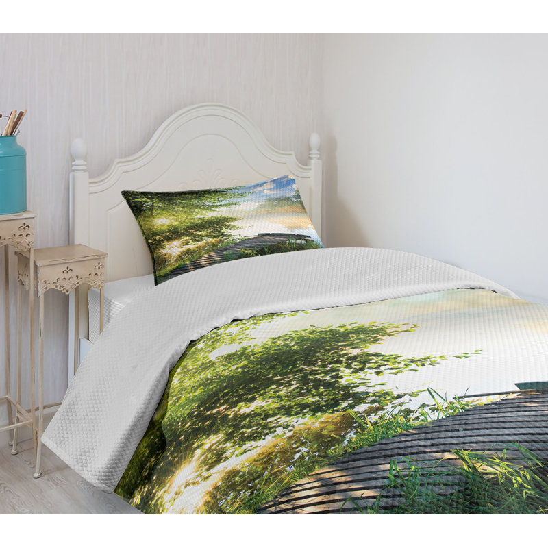Twin White Polyester Nature Print Bedspread Set