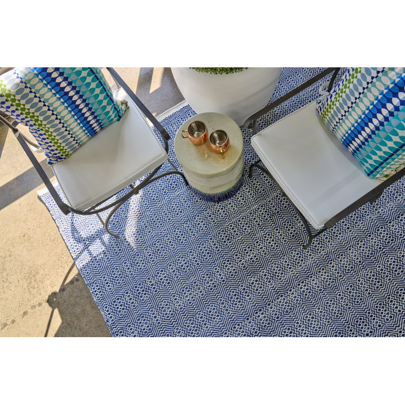 Echo Geometric Area Rug in Ivory, Rectangle 8' x 10'