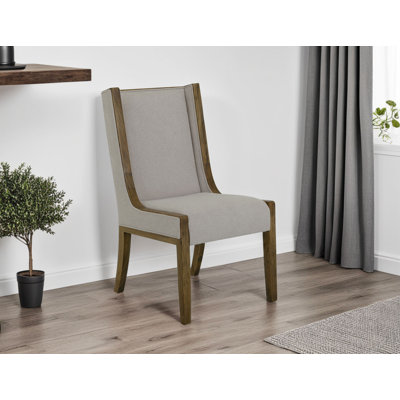 Chaises avec revêtement