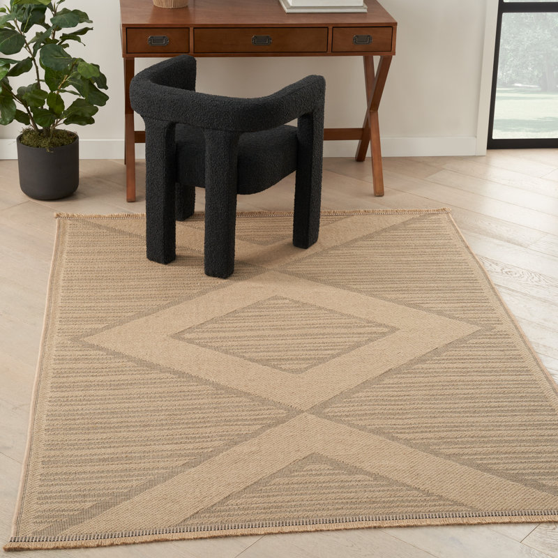 Jearlene Washable Southwestern Indoor Rug, Rectangle 3'11" x 5'11"
