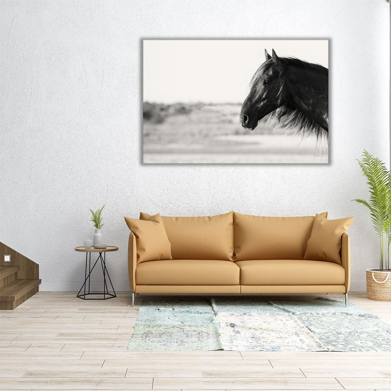 Jolie fille en noir et blanc - reproduction d'art sur toile, H 20 po x l 30 po