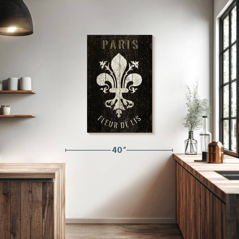 Fleur de lys rénovée Kerner, H 36 po x l 24 po