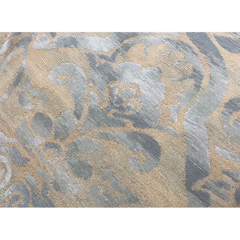 Tapis beige noué à la main de haute qualité