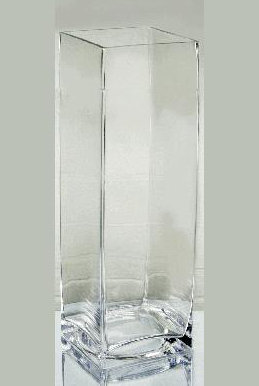 Vase carré en verre