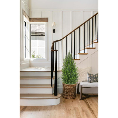 Topiaires de cèdre artificiel pour la décoration extérieure, ensemble de 2 plantes en pot de faux cyprès réalistes, faux arbres de porche avant extérieur, arbres de patio UV en pot pour l'extérieur