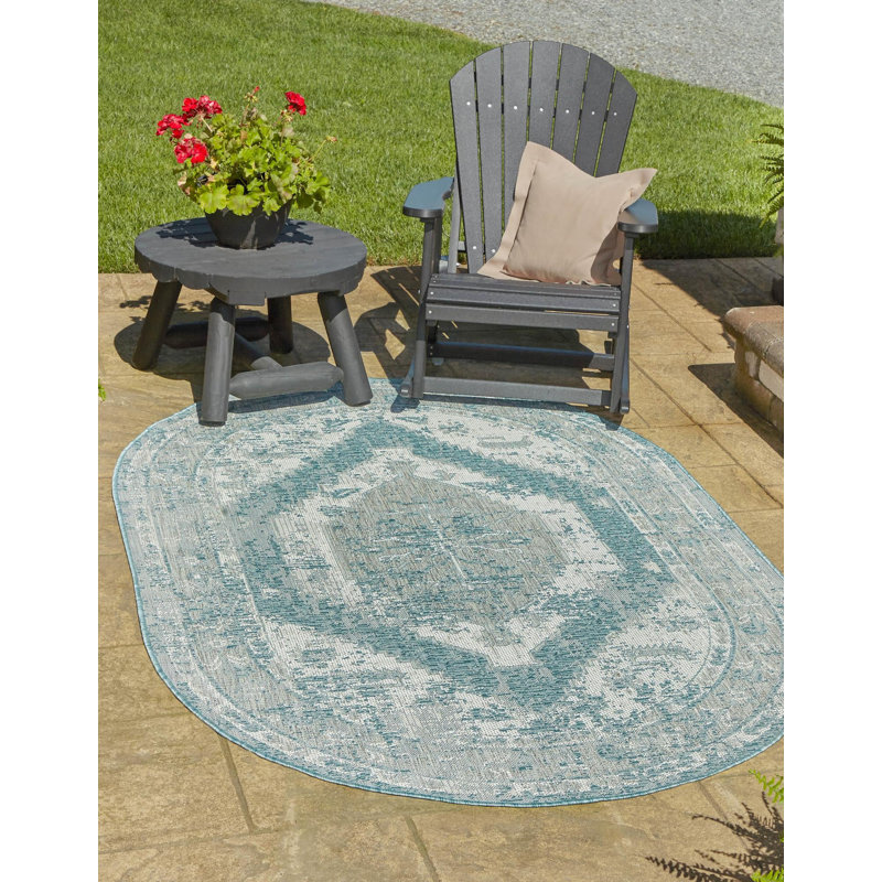 Tapis intérieur / extérieur en polypropylène tissé à la machine oriental bleu / gris, Ovale 3 pi 3 po x 5 pi 3 po