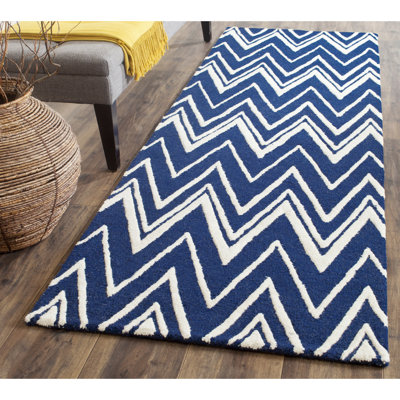 Sanyla Hand Tufted Wool Chevron Rug