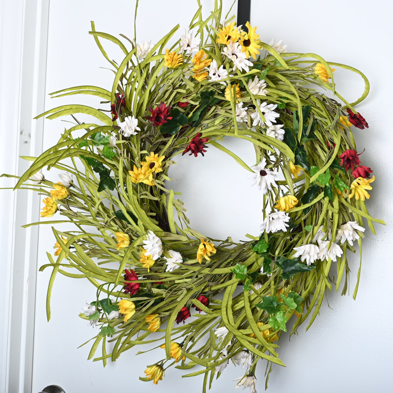 Couronne de porte Daisy Weeds Grapevine 26 po