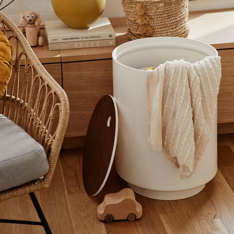 Panier en bois avec couvercle