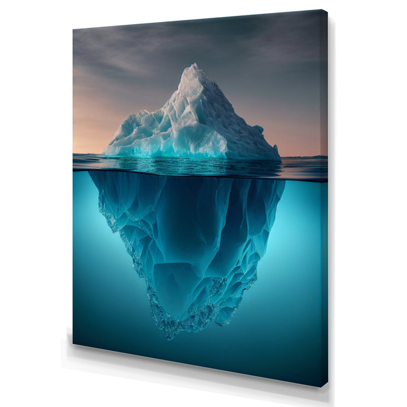 «Iceberg Half Under Water Surface III», reproduction sur toile, H 32 po x l 16 po x P 1 po, Toile tendue