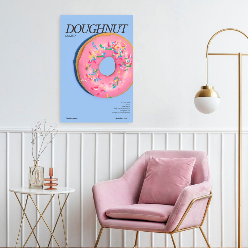 «Rose Sprinkled Donut», art mural contemporain, H 24 po x l 16 po