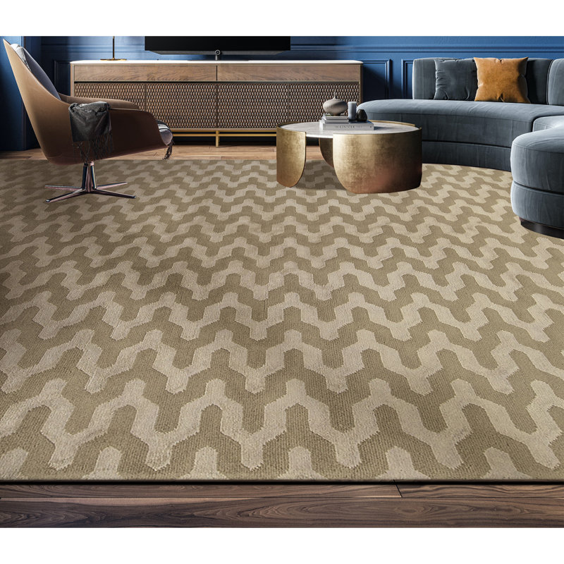 Hand Knotted Area Rug in Beige And Ivory, Rectangle 6' x 9'